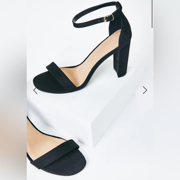 4” Block Heel Sandles - Picture 7 of 9